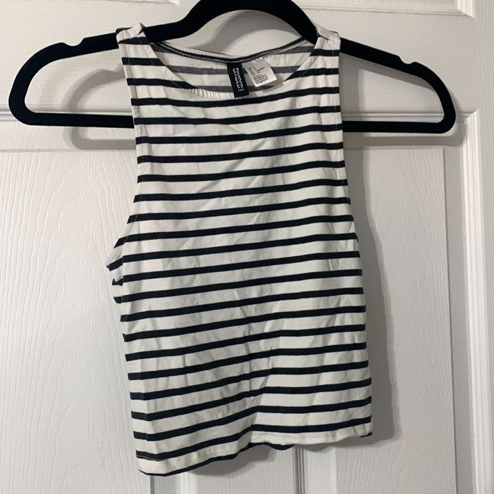 H&M/Divided striped cropped tank